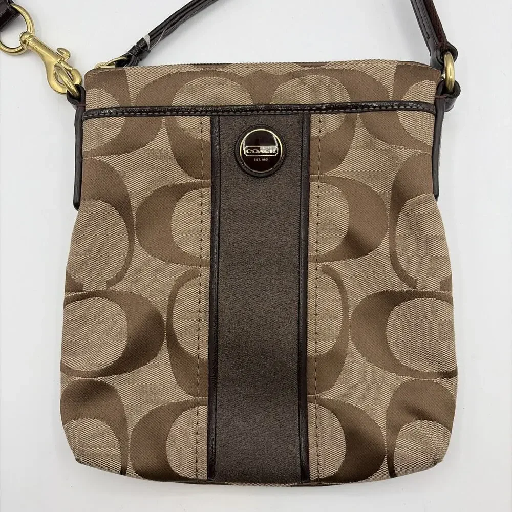 Coach crossbody classic